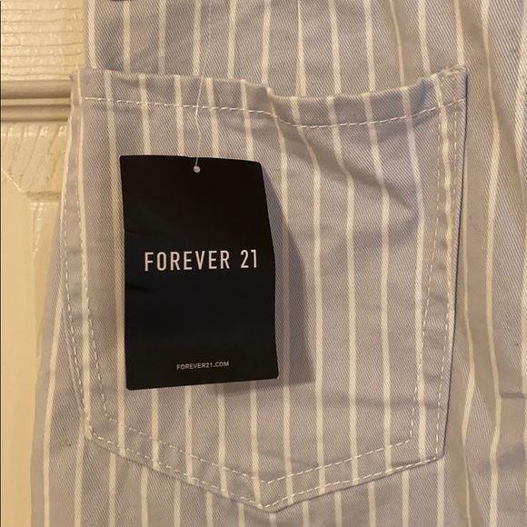 Forever 21 skirt - Picture 3 of 4